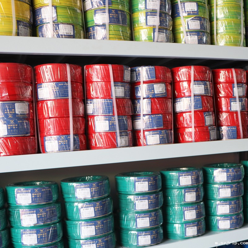 电线电缆厂家带你了解4平方电线bv<i style='color:red'>电线电缆价格</i>